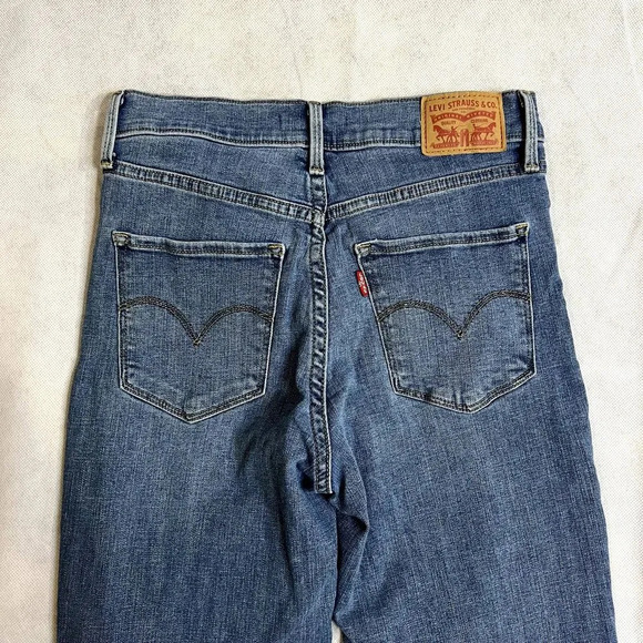 Levis 311 Shaping Skinny Embroidered High Rise Jeans Size 26‎ - Picture 4 of 10